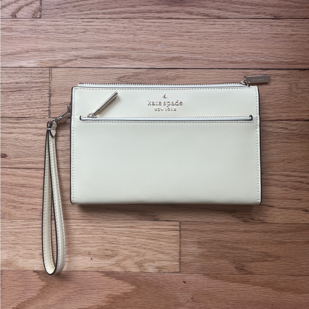 Kate Spade Medium Staci Wristlet